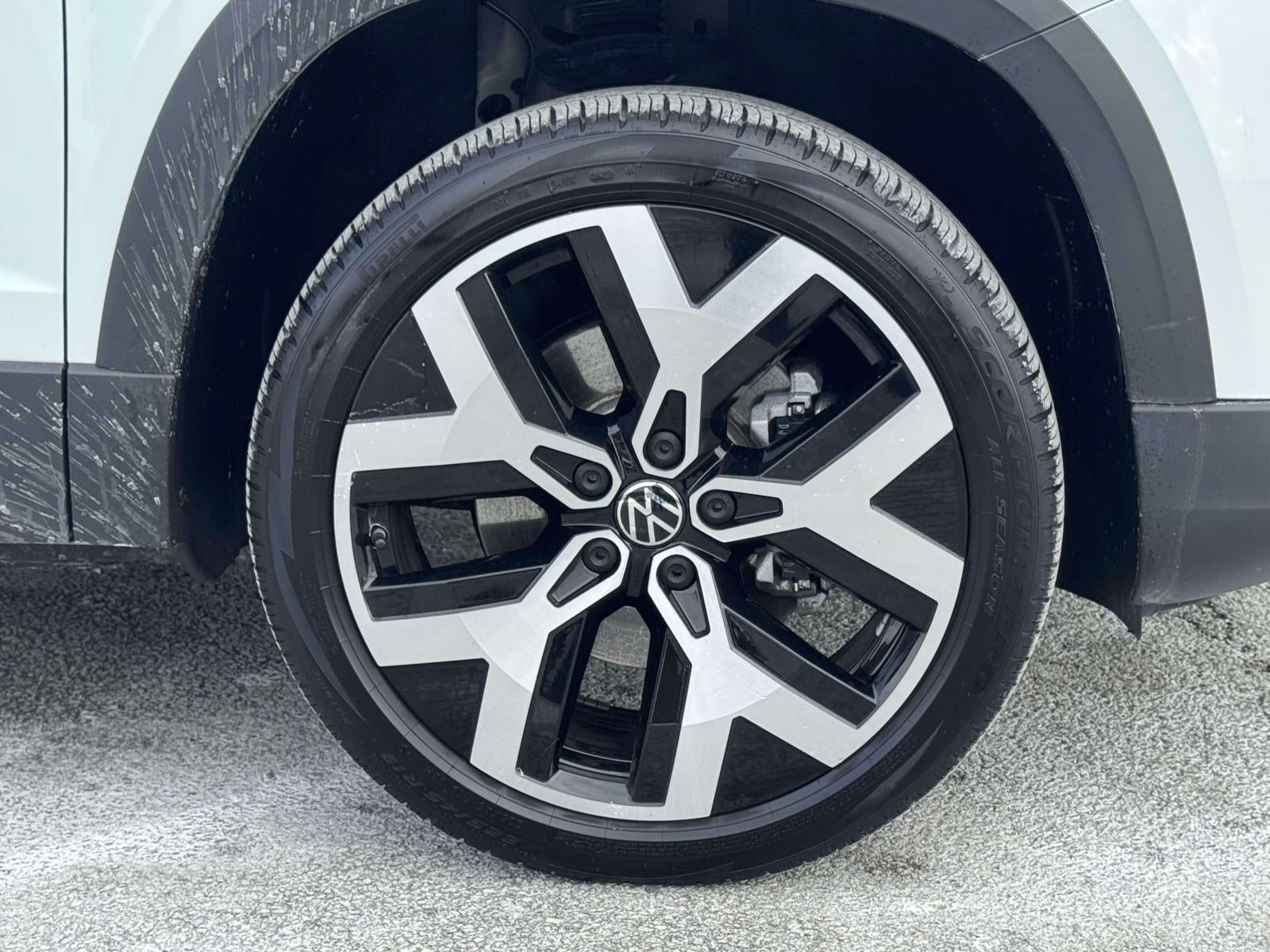 2023 Volkswagen Taos 1.5T SEL