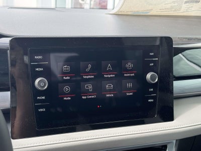 2025 Volkswagen Taos 1.5T SEL