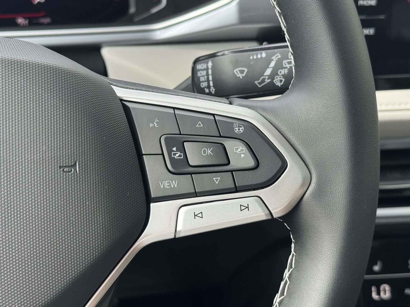 2025 Volkswagen Taos 1.5T SEL