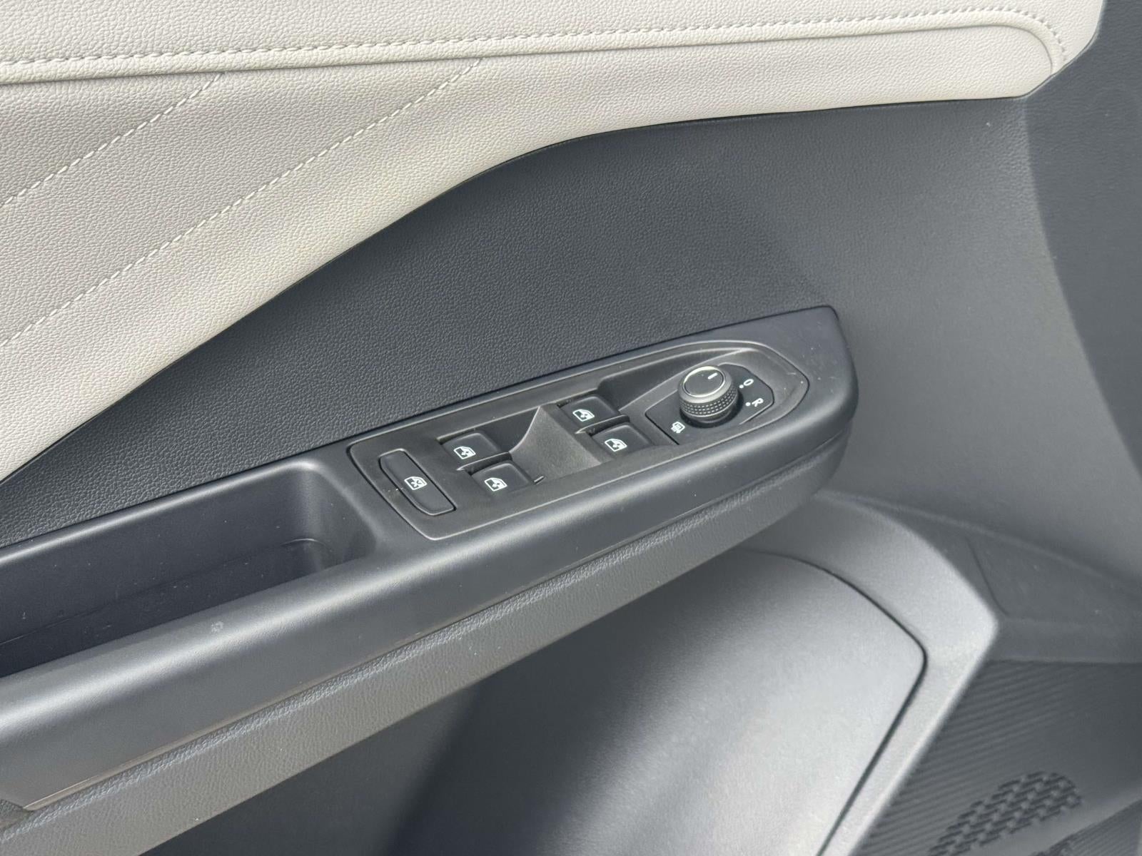 2025 Volkswagen Taos 1.5T SEL