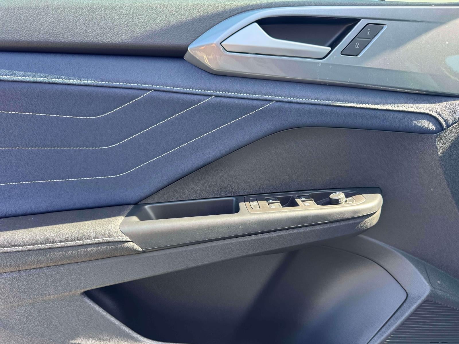 2026 Volkswagen Taos 1.5T SEL