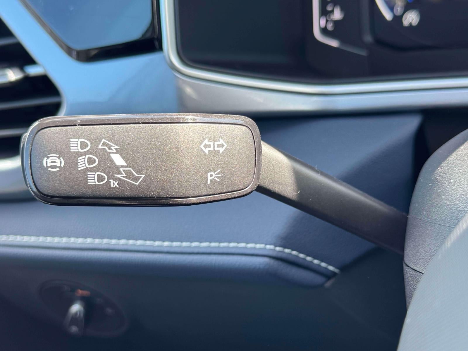 2026 Volkswagen Taos 1.5T SEL