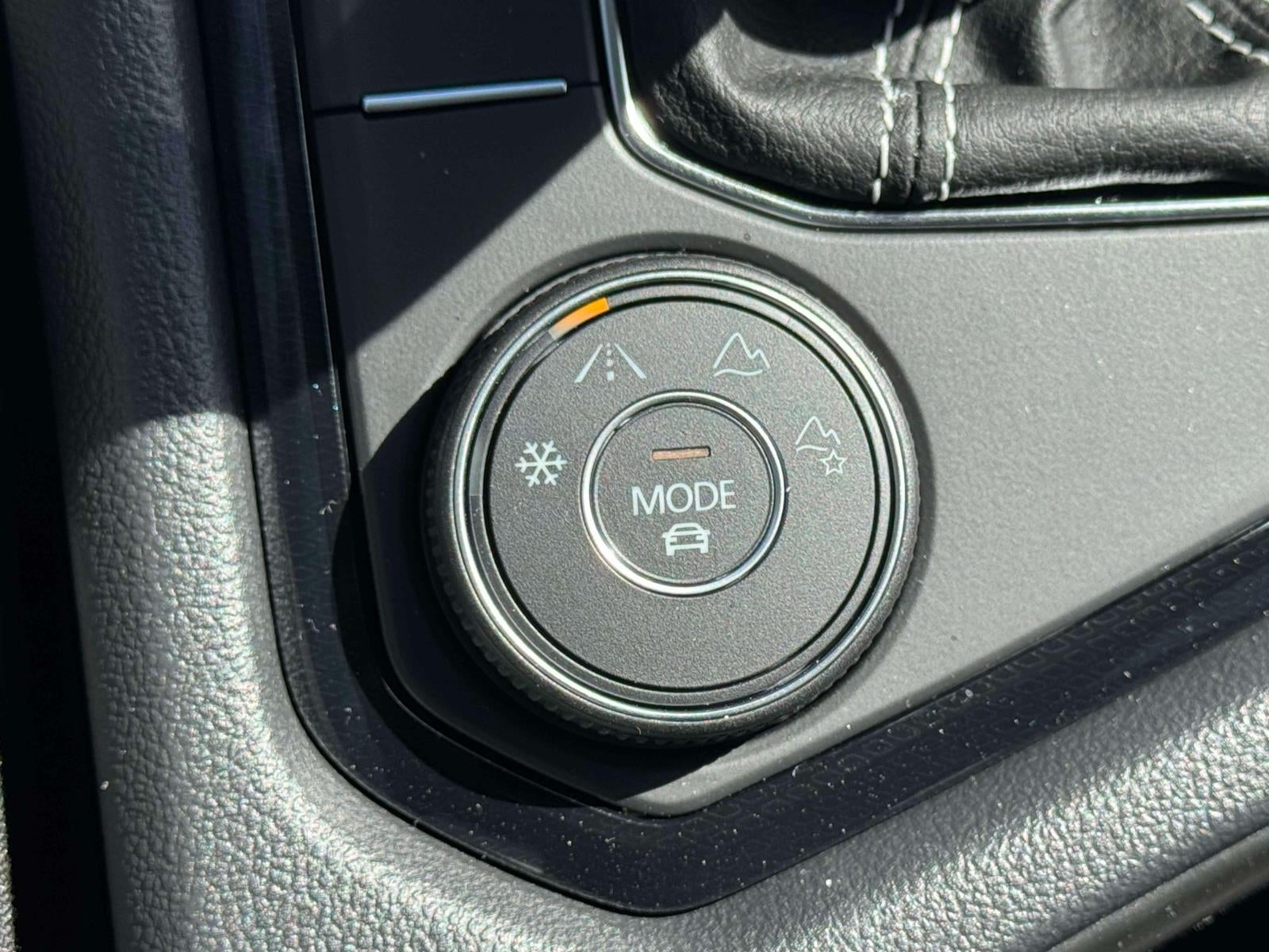 2026 Volkswagen Taos 1.5T SEL