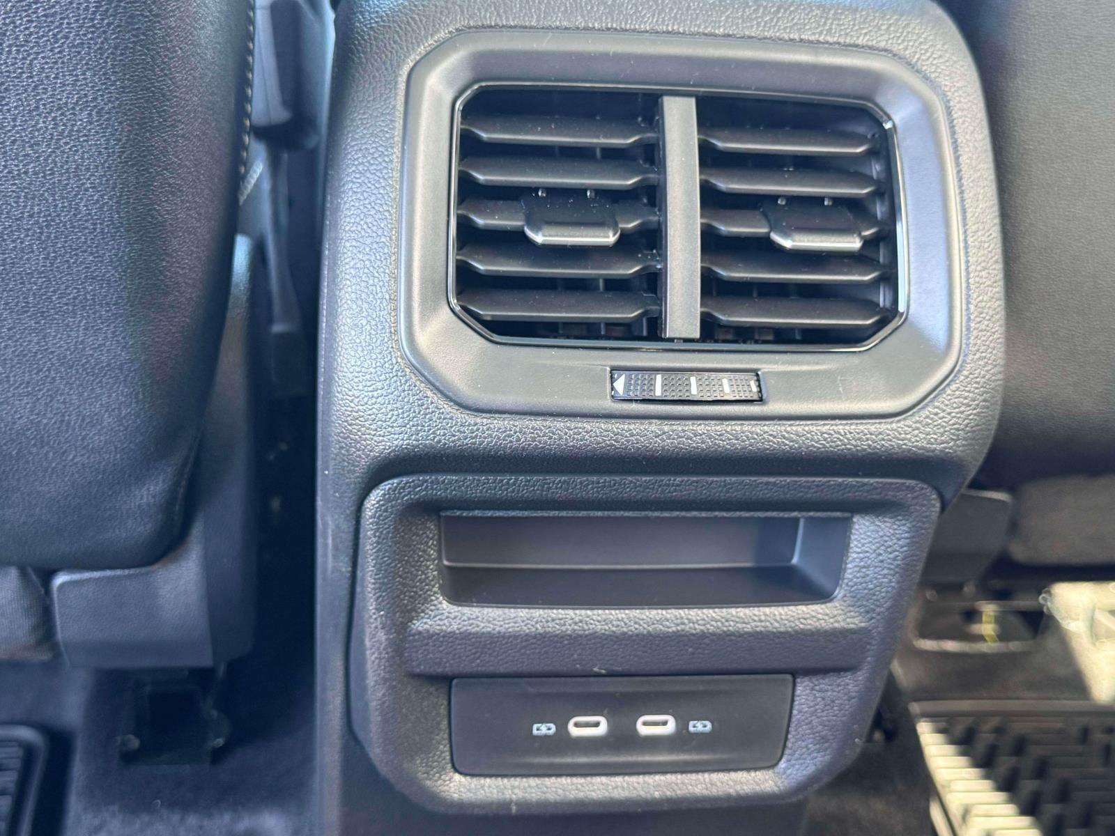 2027 Volkswagen Taos 1.5T SEL