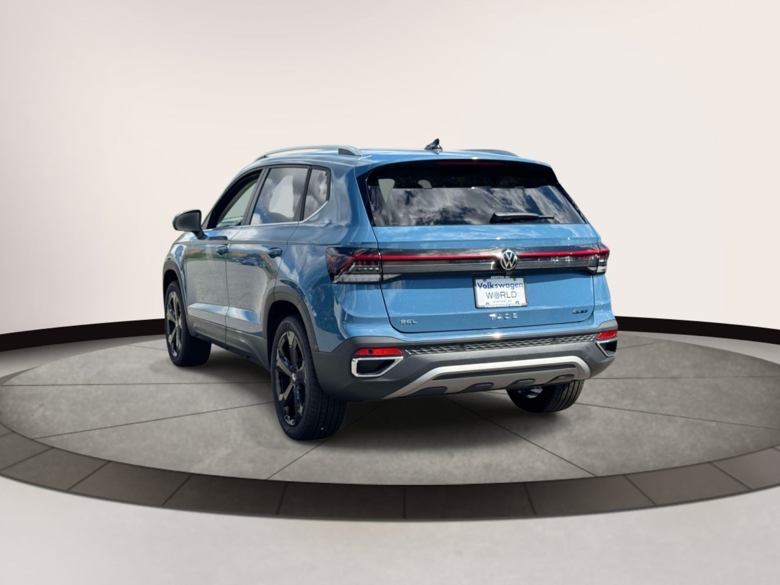 2027 Volkswagen Taos 1.5T SEL