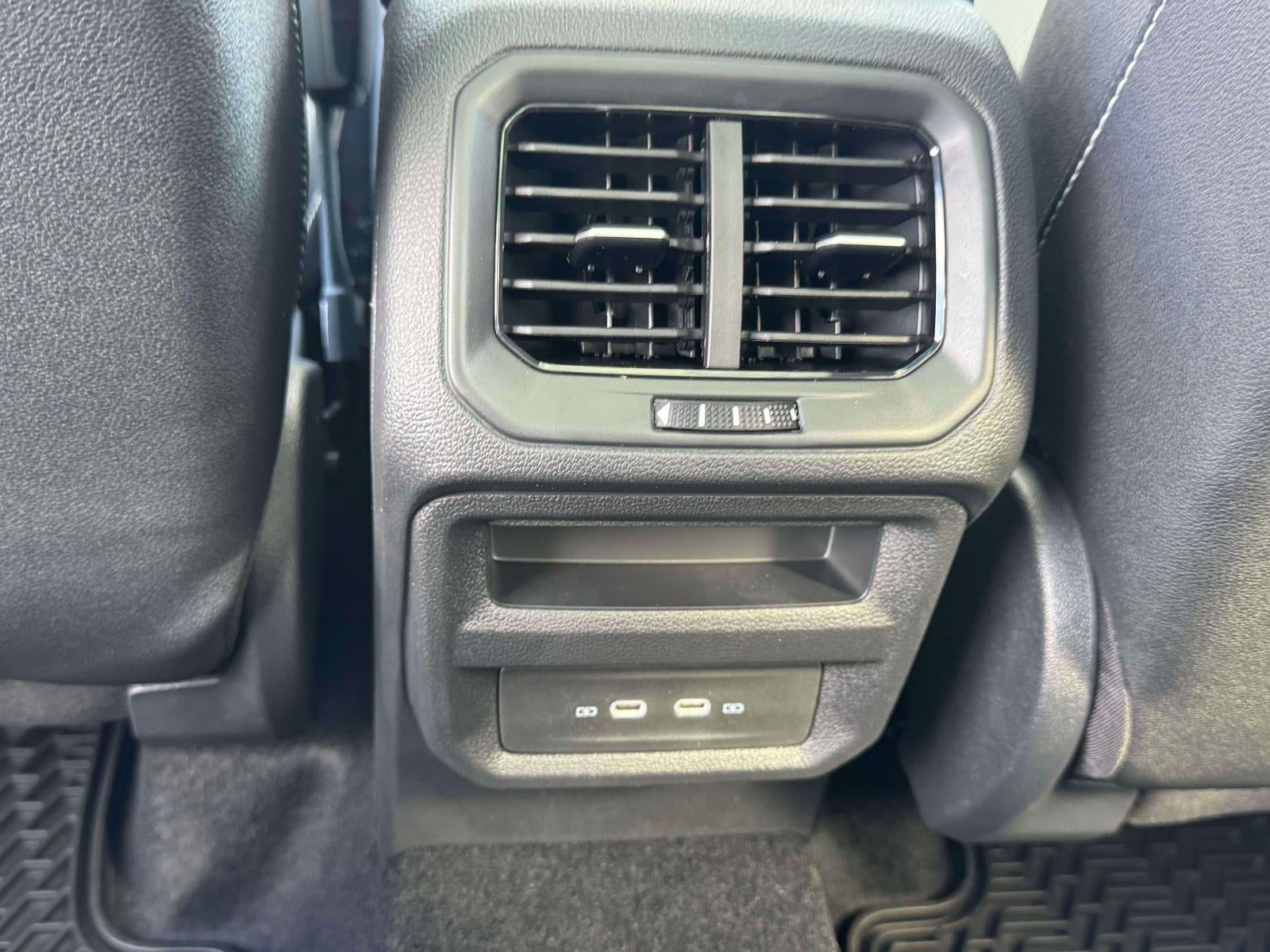 2027 Volkswagen Taos 1.5T SEL