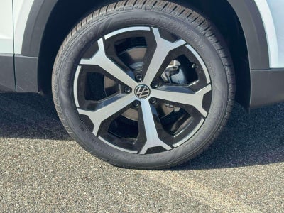 2027 Volkswagen Taos 1.5T SEL