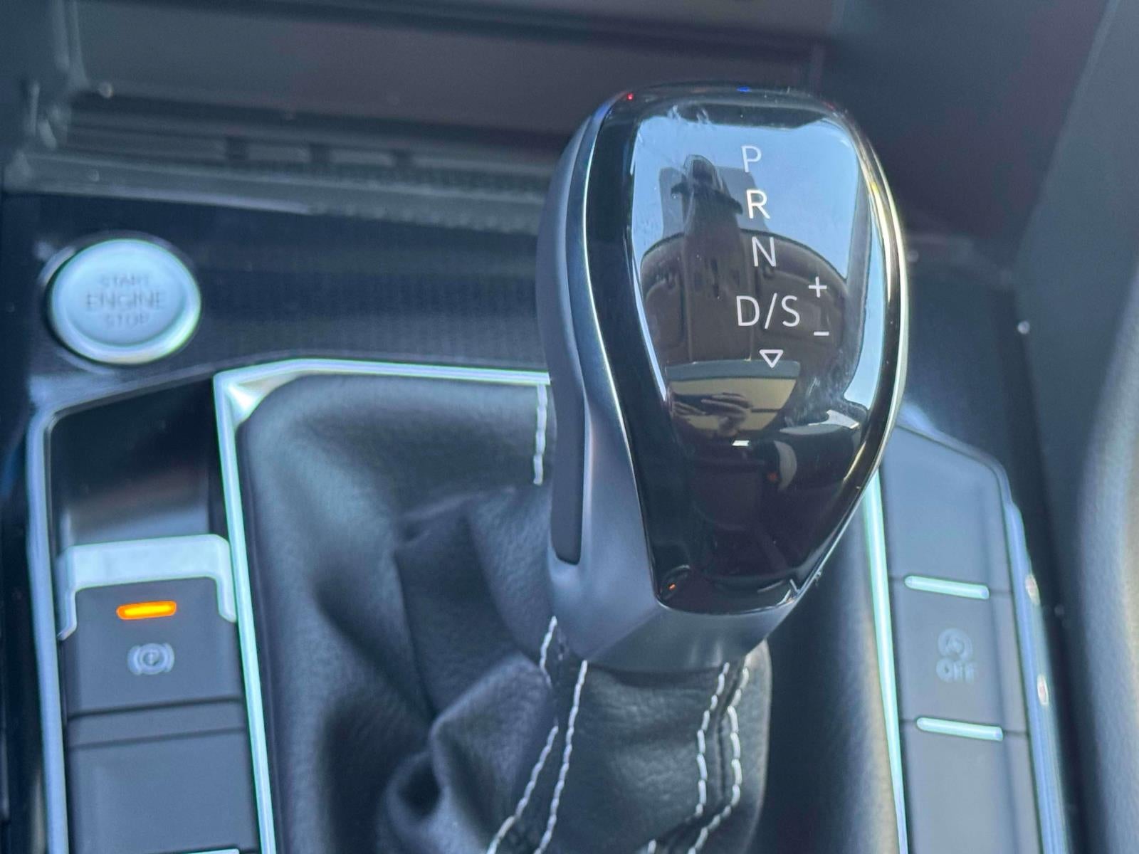 2027 Volkswagen Taos 1.5T SEL