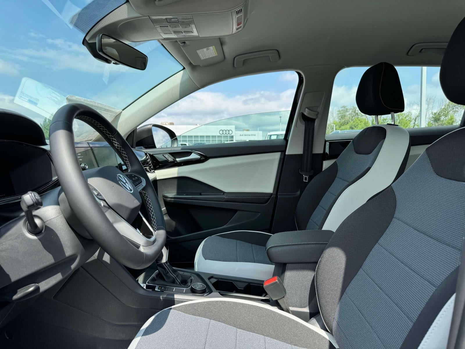 2025 Volkswagen Taos 1.5T S