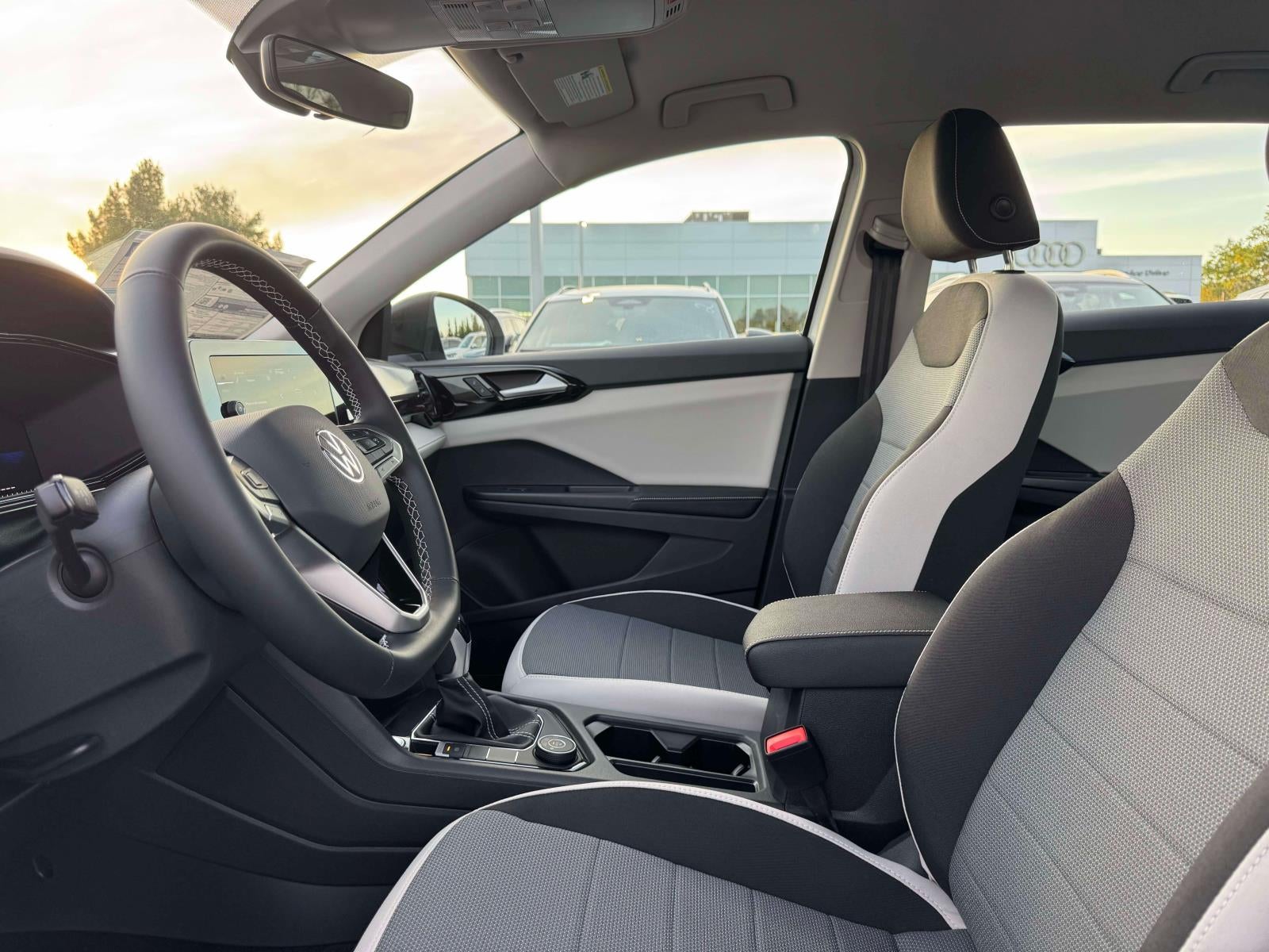 2025 Volkswagen Taos 1.5T S