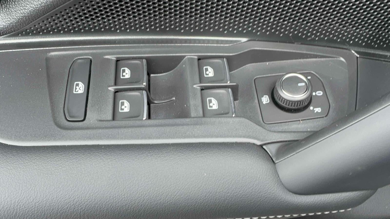 2026 Volkswagen Tiguan SE 4MOTION