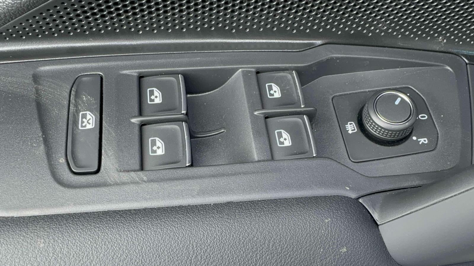 2026 Volkswagen Tiguan SE R-Line AWD