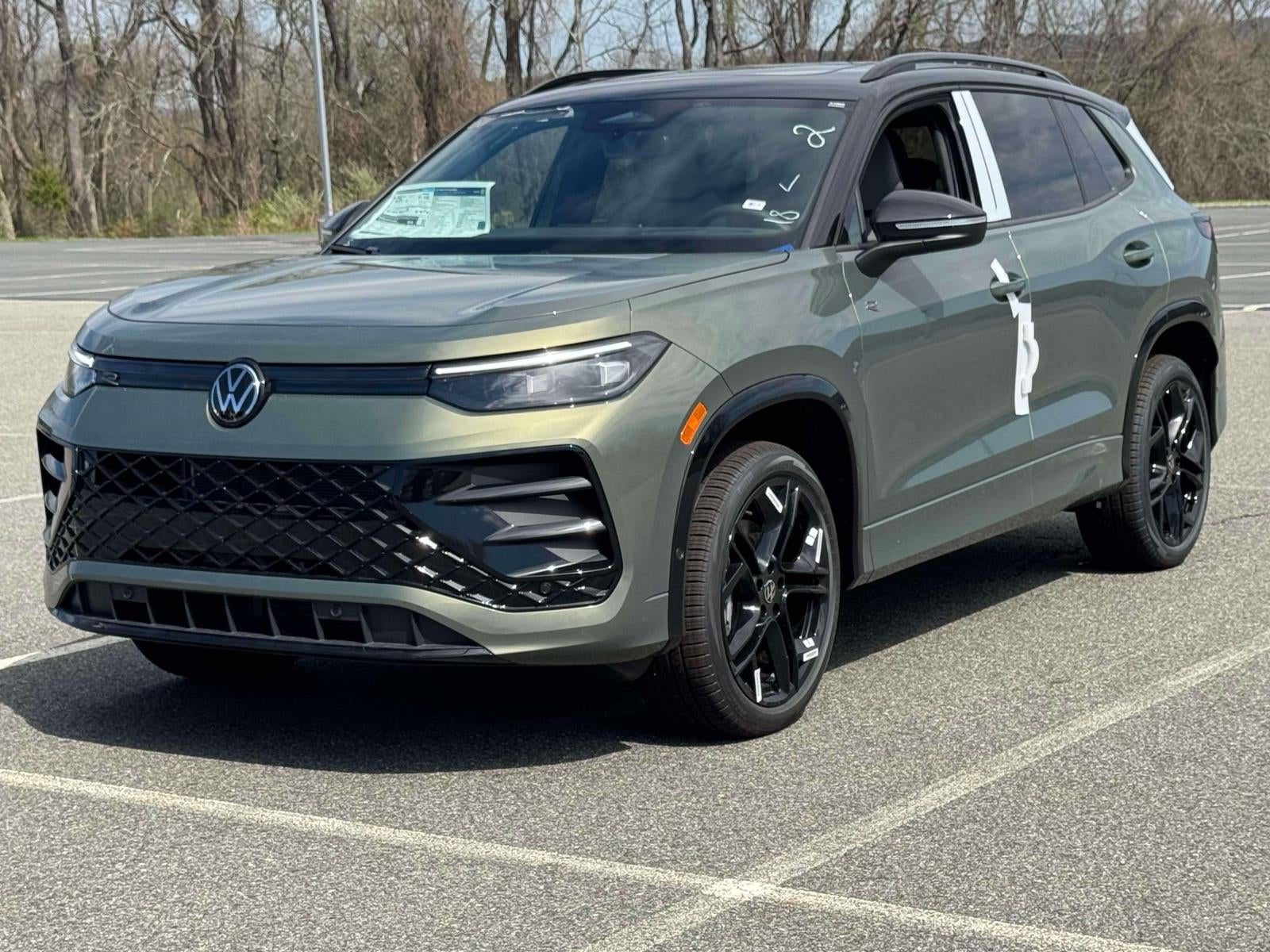 2026 Volkswagen Tiguan SE R-Line AWD
