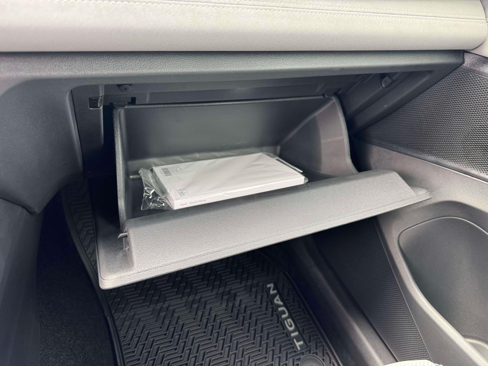 2026 Volkswagen Tiguan SE R-Line AWD