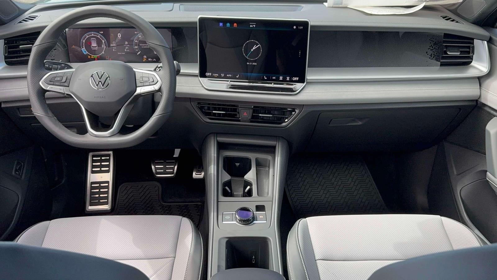 2026 Volkswagen Tiguan SE R-Line AWD