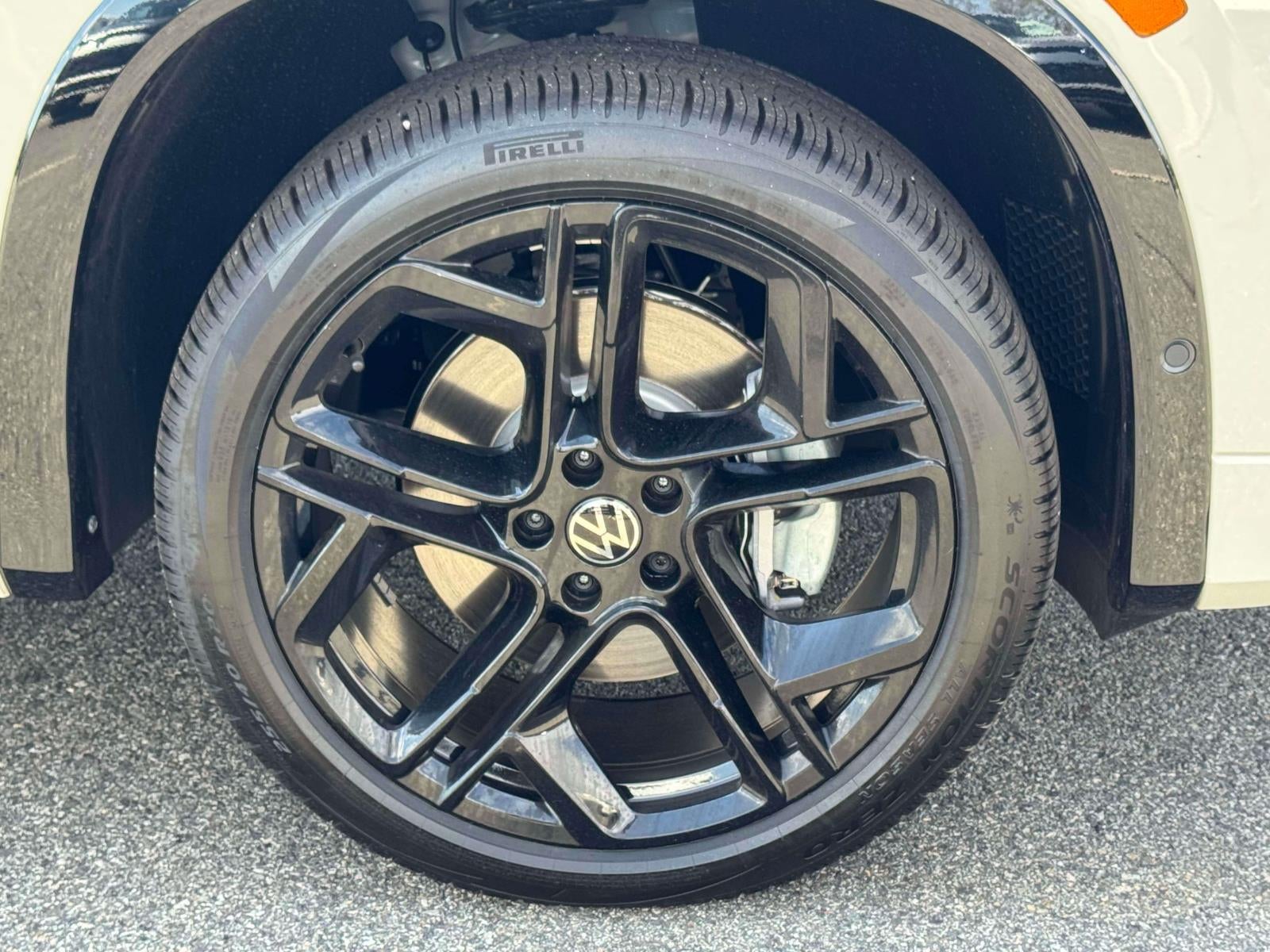 2026 Volkswagen Tiguan SE R-Line Black 4MOTION