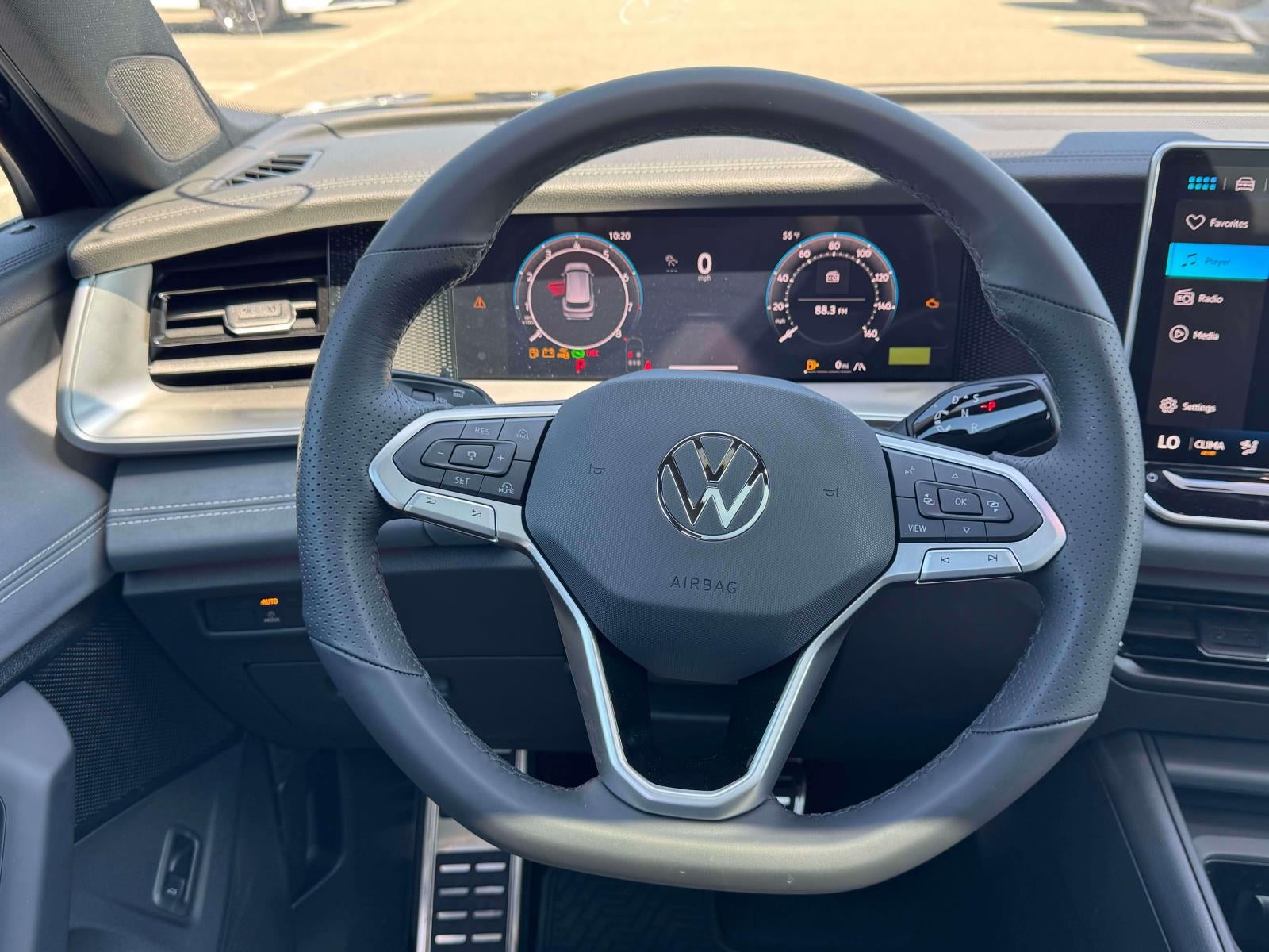 2026 Volkswagen Tiguan SE R-Line AWD