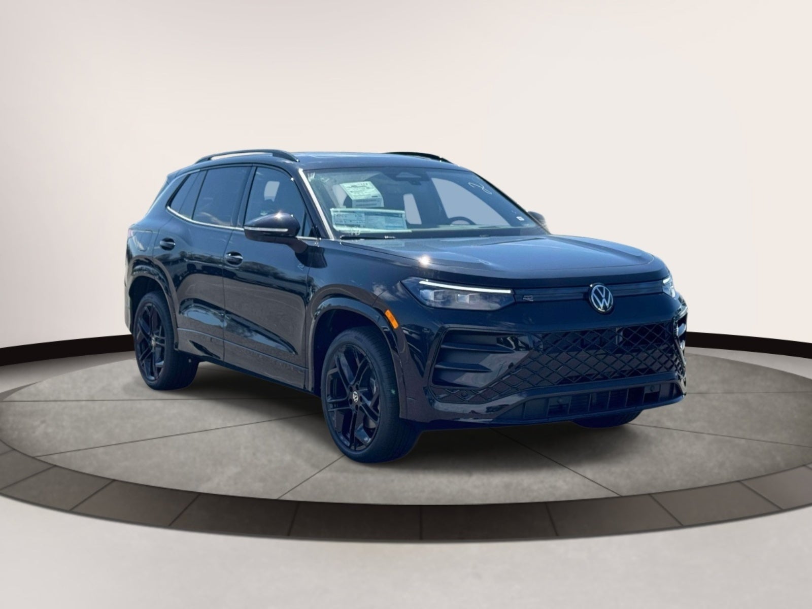 2026 Volkswagen Tiguan SE R-Line AWD