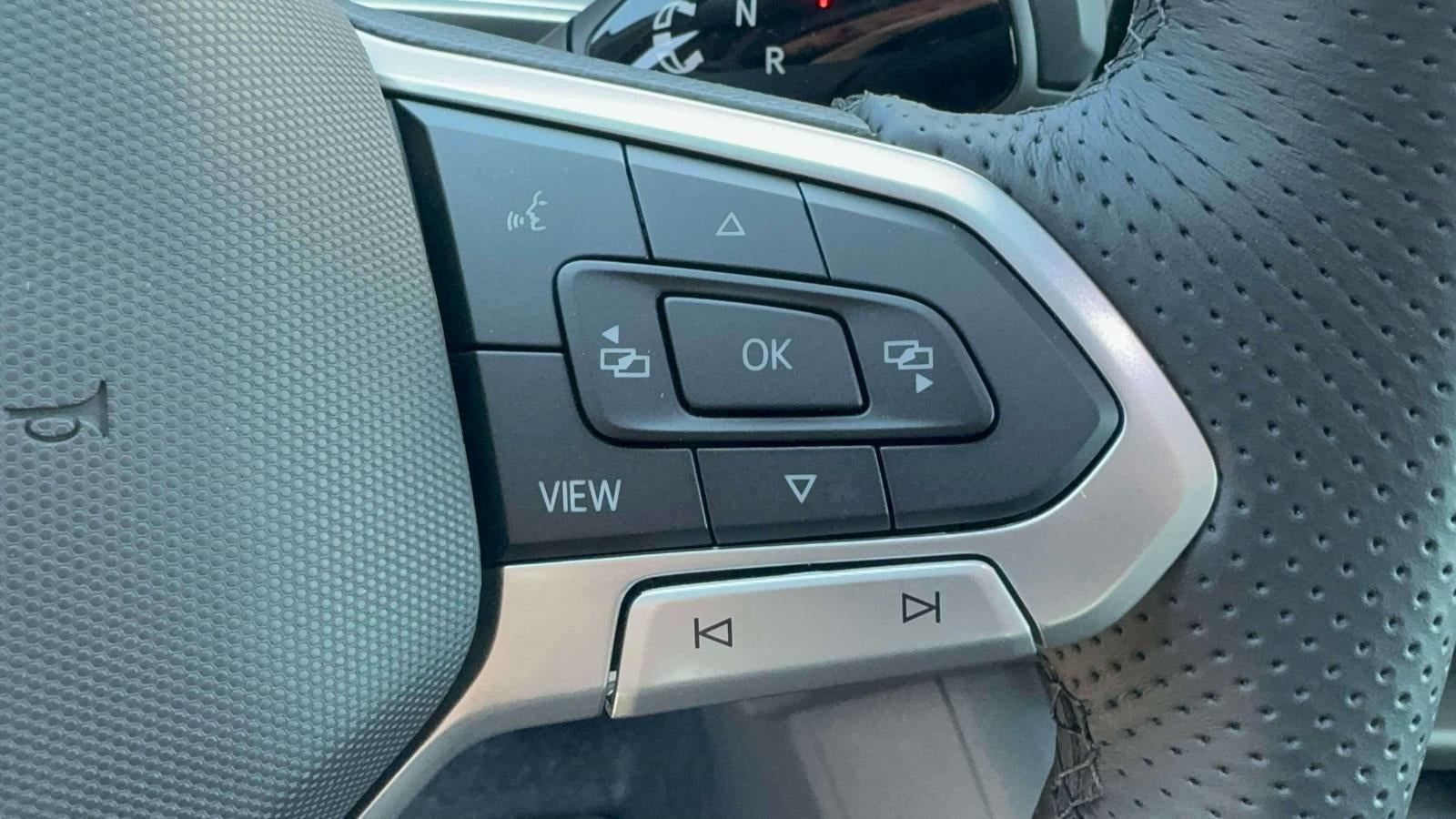 2026 Volkswagen Tiguan SE R-Line AWD