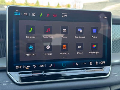 2026 Volkswagen Tiguan SE R-Line AWD