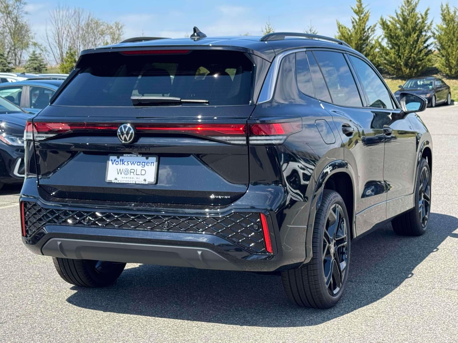 2026 Volkswagen Tiguan SE R-Line AWD