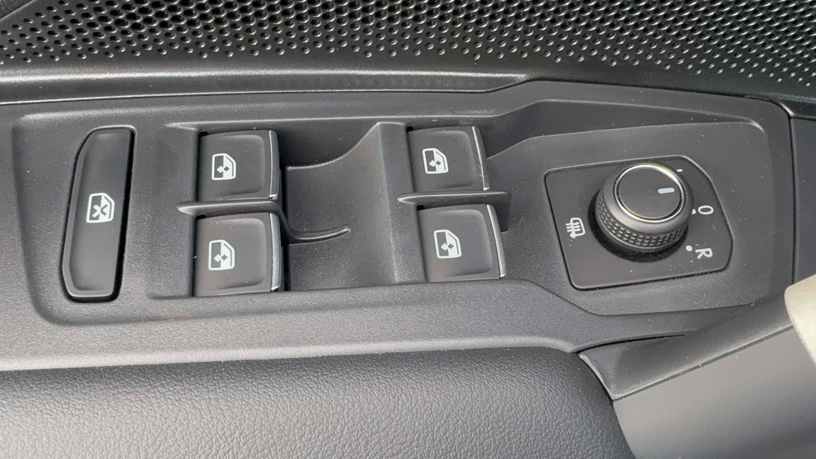 2026 Volkswagen Tiguan SE R-Line AWD