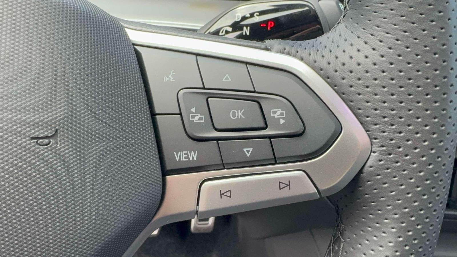 2026 Volkswagen Tiguan SE R-Line AWD