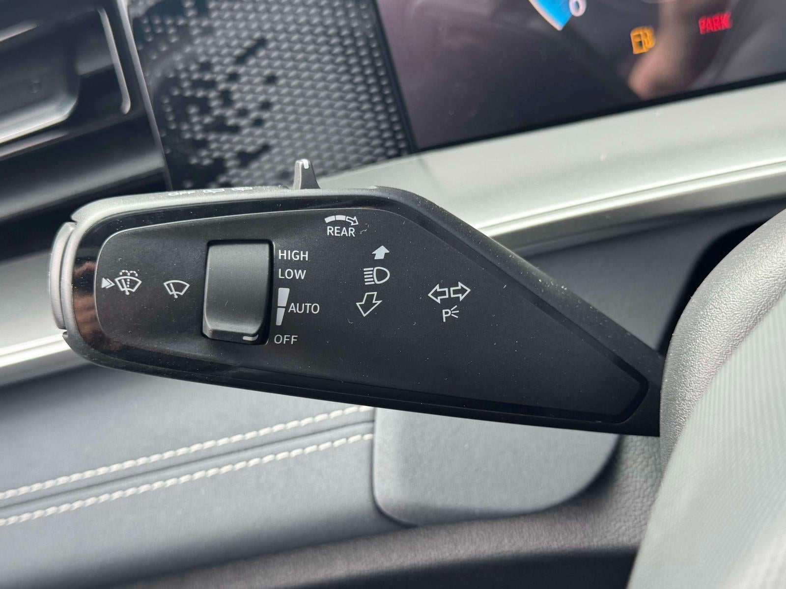 2026 Volkswagen Tiguan SE R-Line AWD