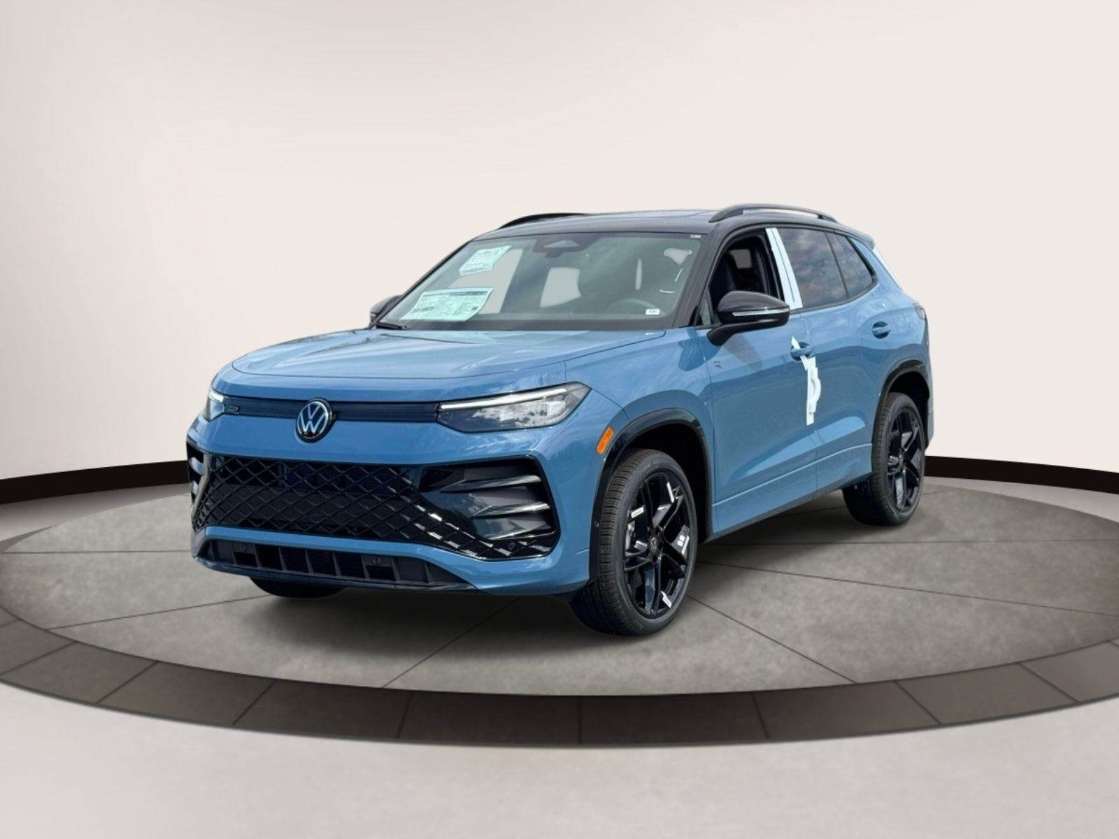 2026 Volkswagen Tiguan SE R-Line AWD