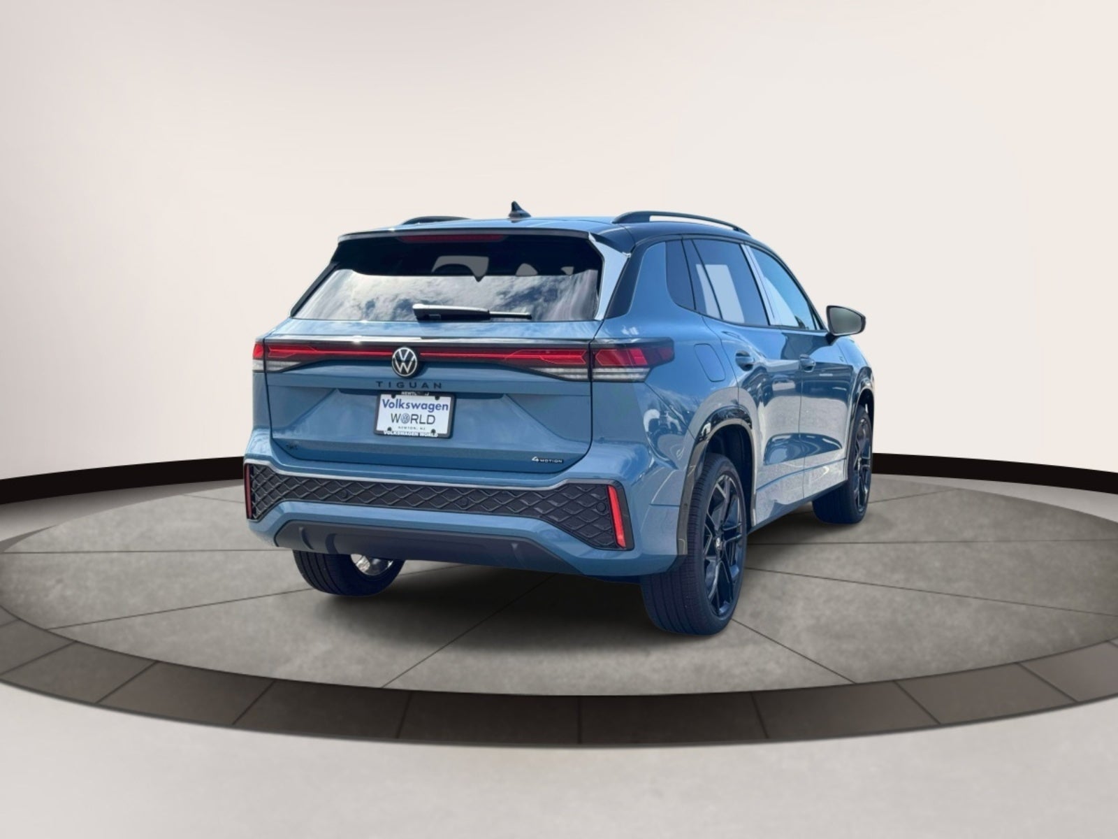 2026 Volkswagen Tiguan SE R-Line AWD