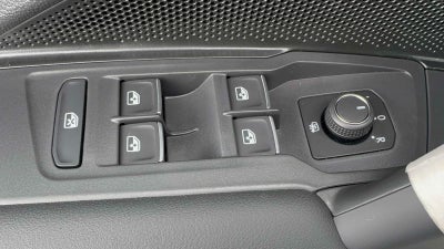 2026 Volkswagen Tiguan SE R-Line AWD