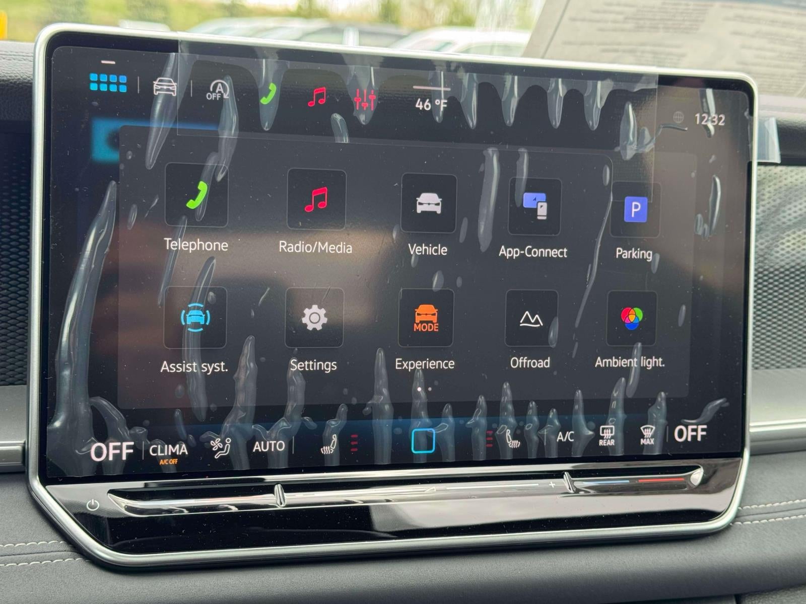2026 Volkswagen Tiguan SE R-Line AWD