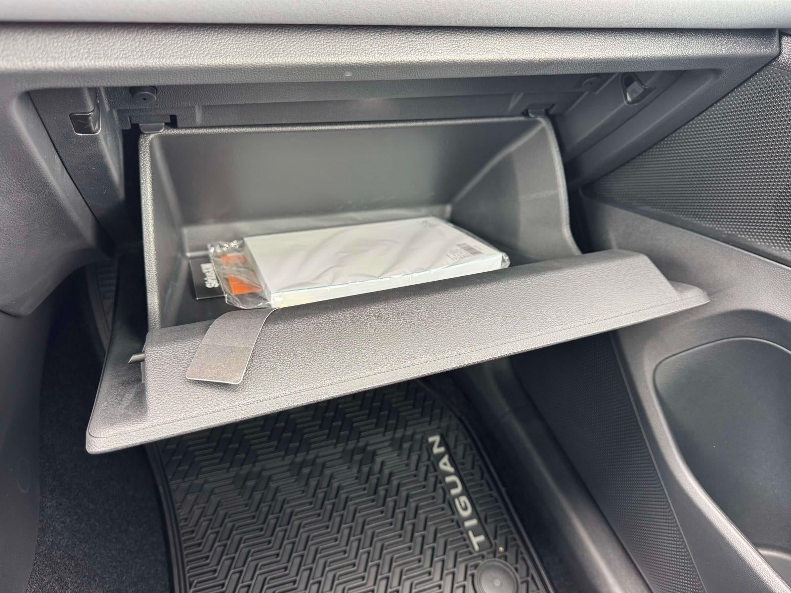 2026 Volkswagen Tiguan SE R-Line AWD