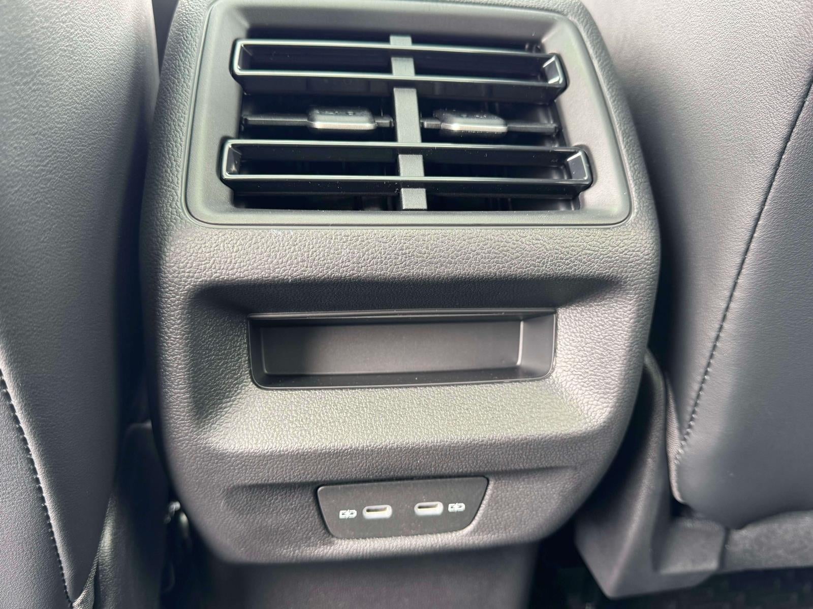 2026 Volkswagen Tiguan SE R-Line AWD