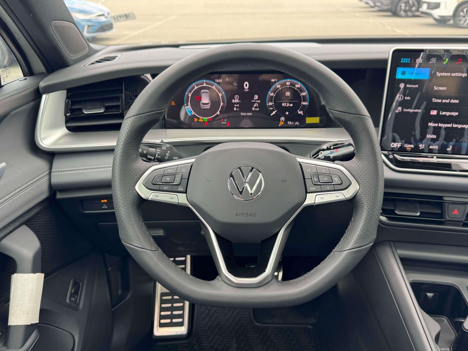 2026 Volkswagen Tiguan SE R-Line AWD