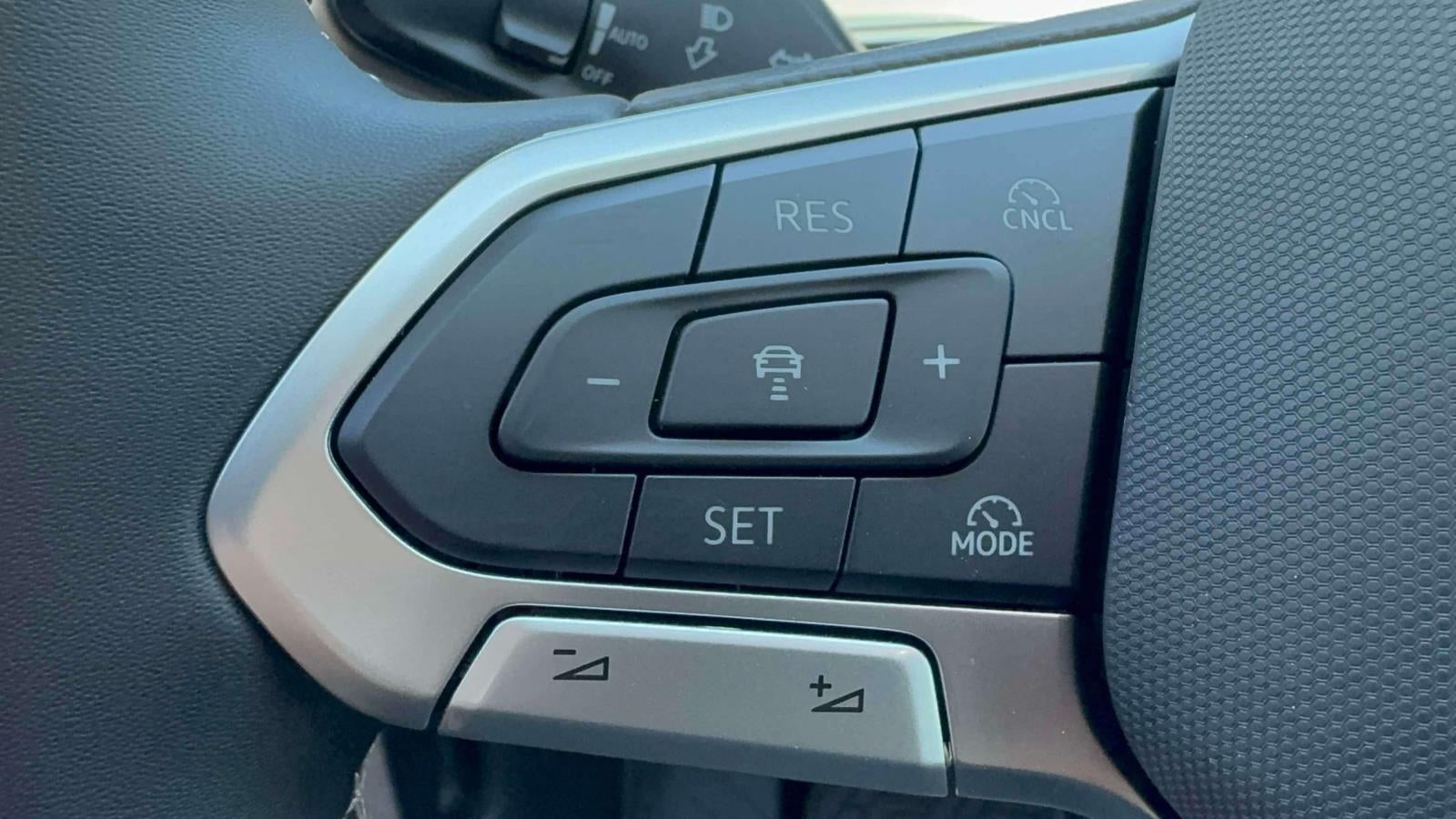 2026 Volkswagen Tiguan SE 4MOTION