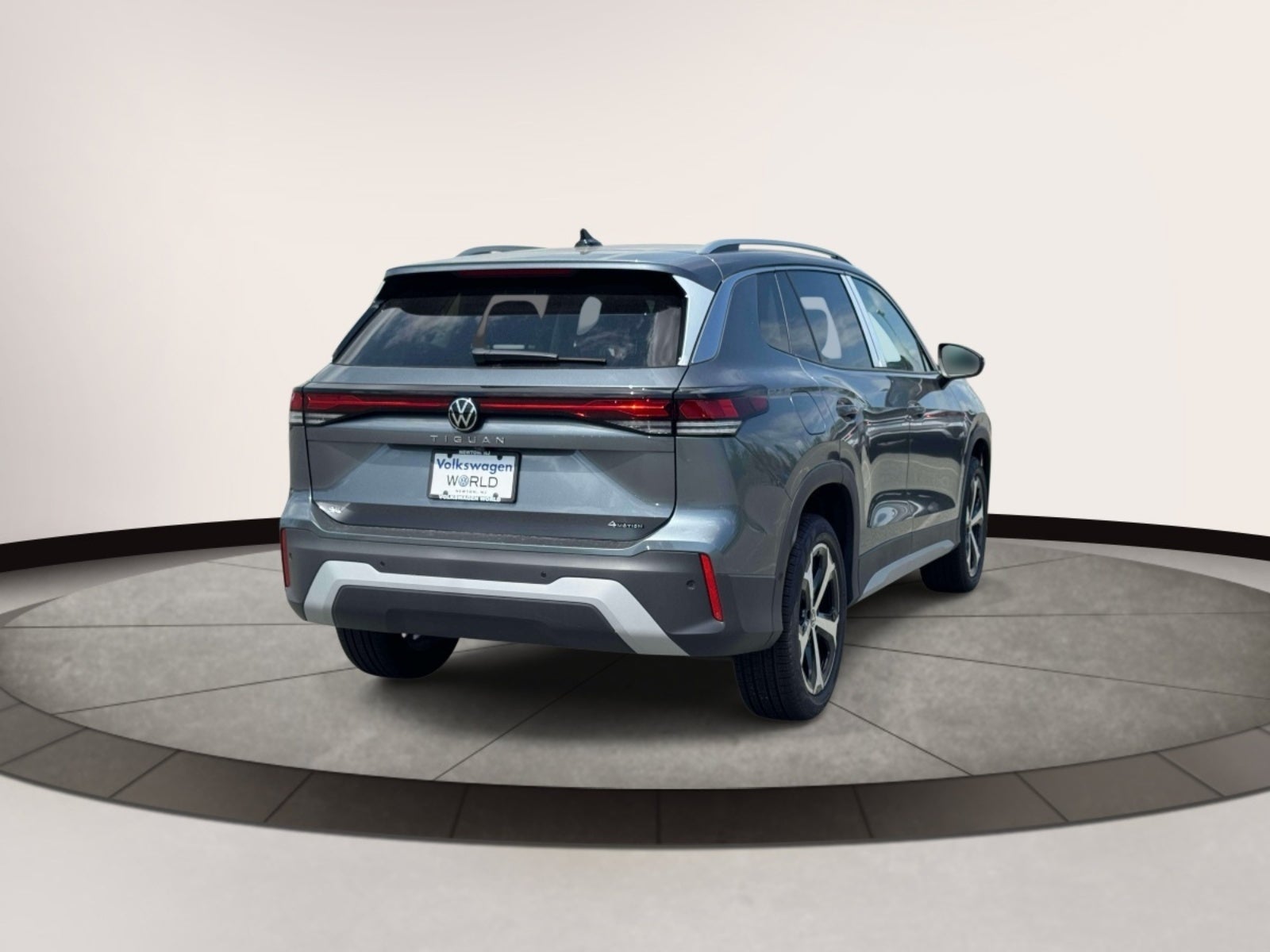 2026 Volkswagen Tiguan 2.0T SE