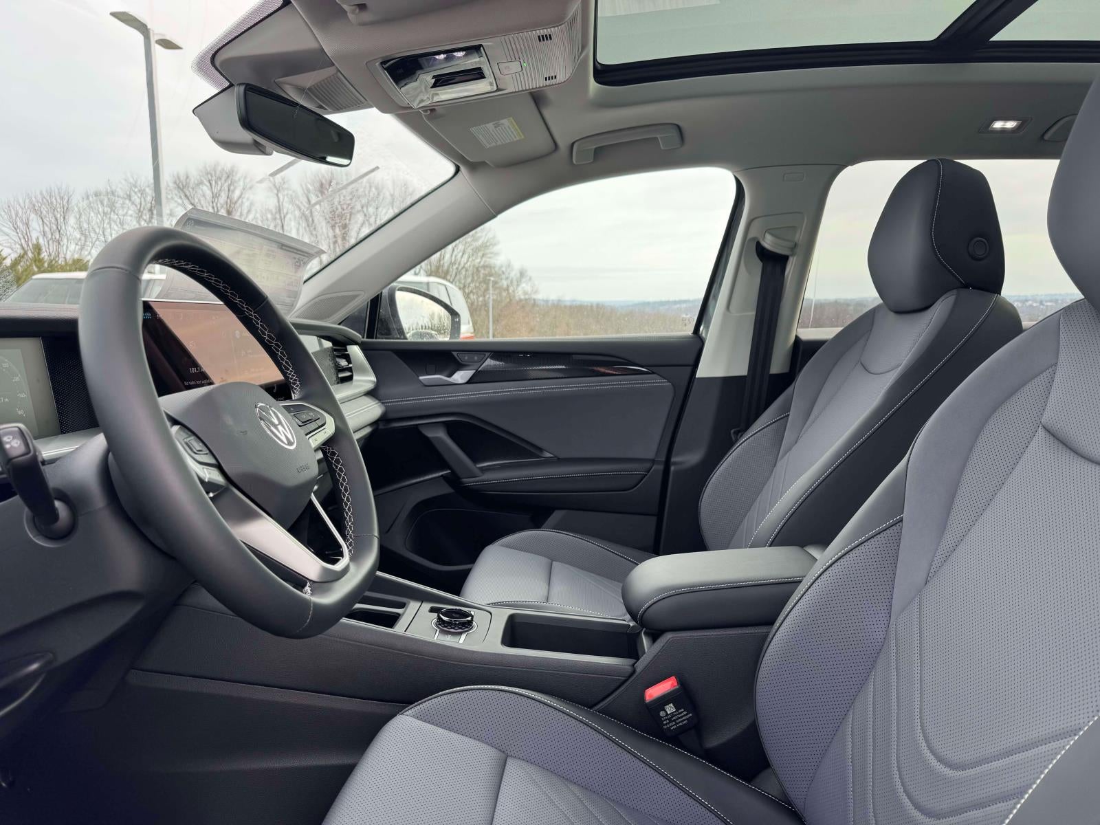 2026 Volkswagen Tiguan 2.0T SE