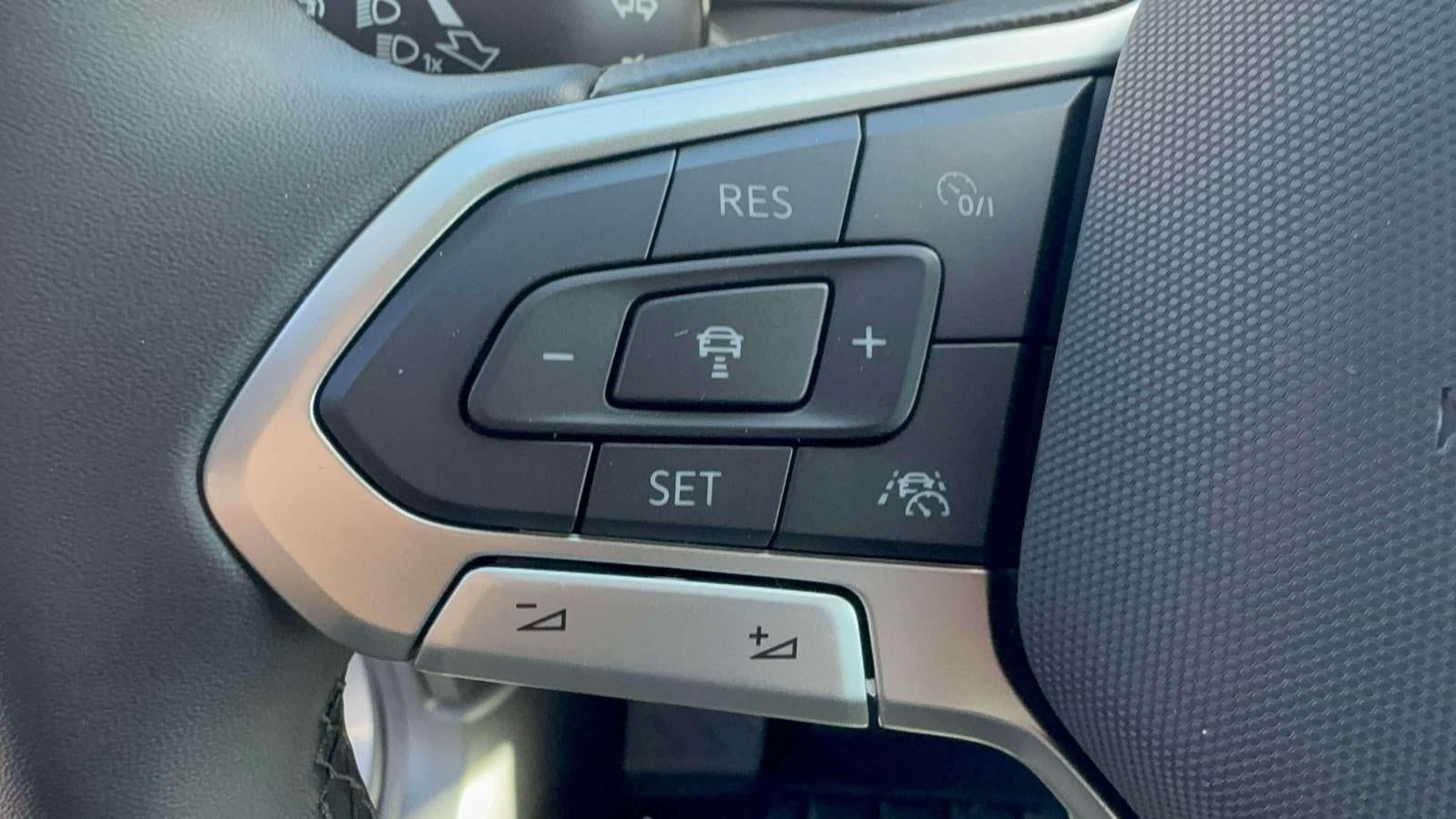2027 Volkswagen Taos Sport 4MOTION