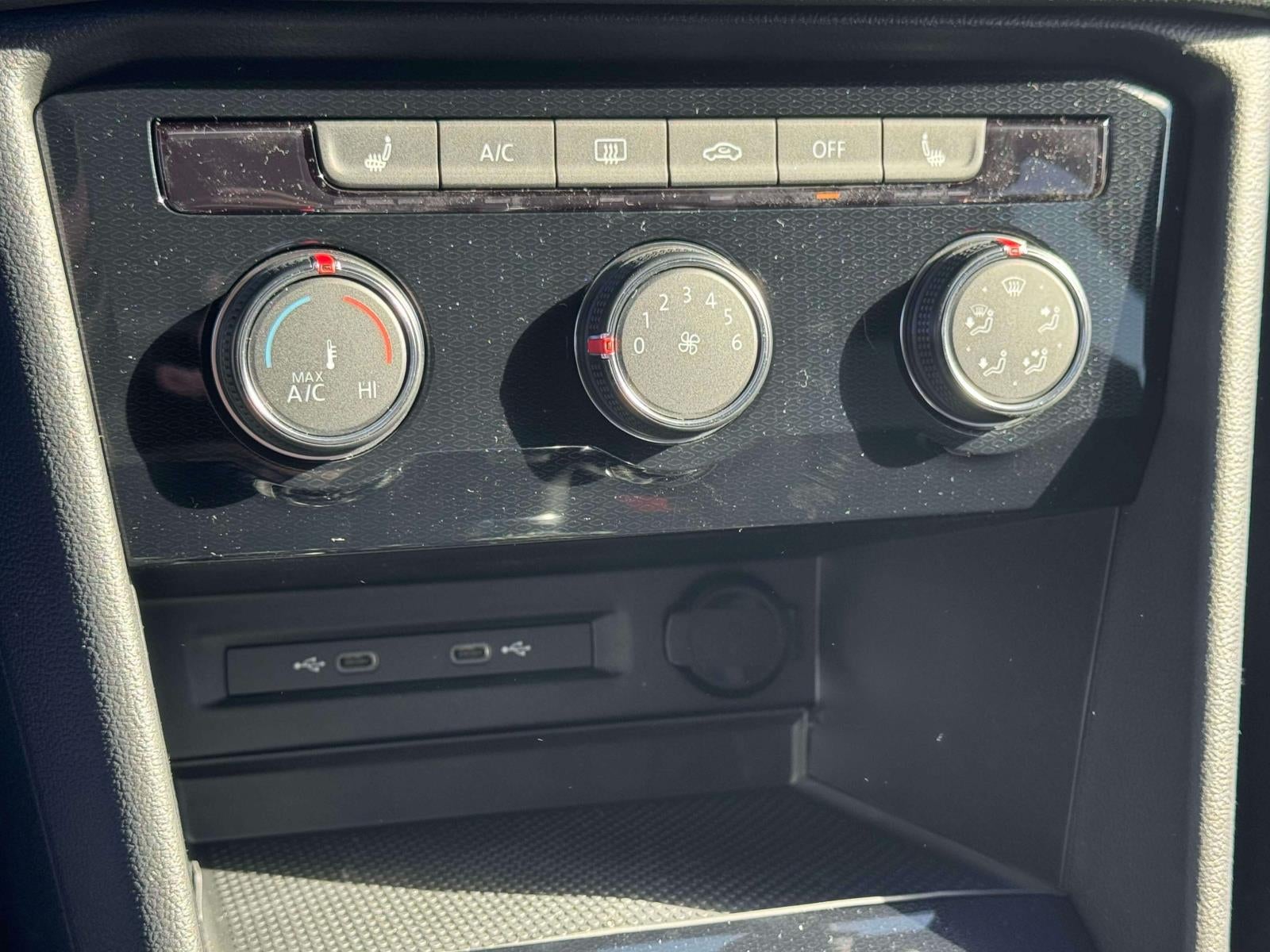 2027 Volkswagen Taos Sport 4MOTION
