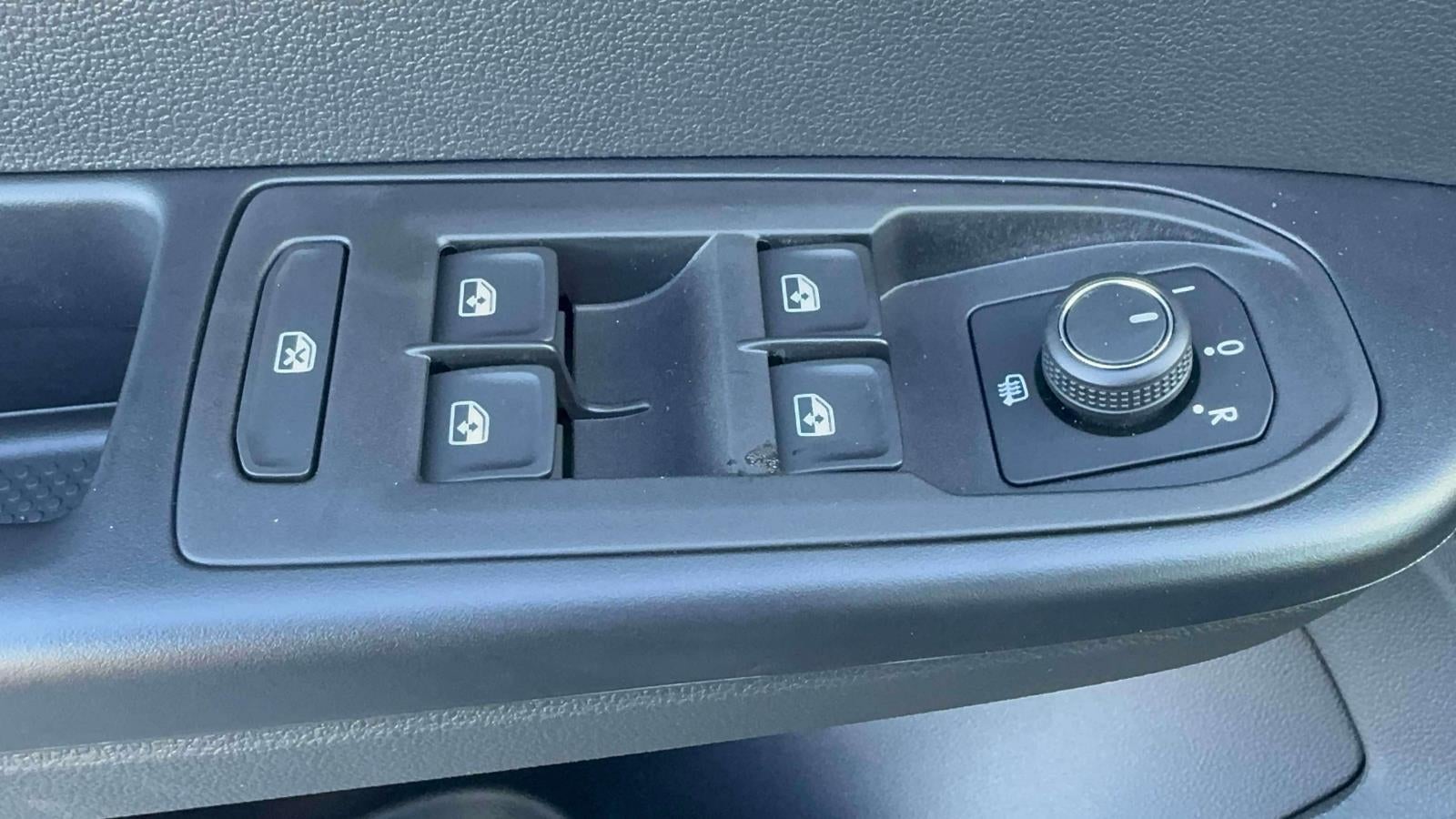 2027 Volkswagen Taos Sport 4MOTION