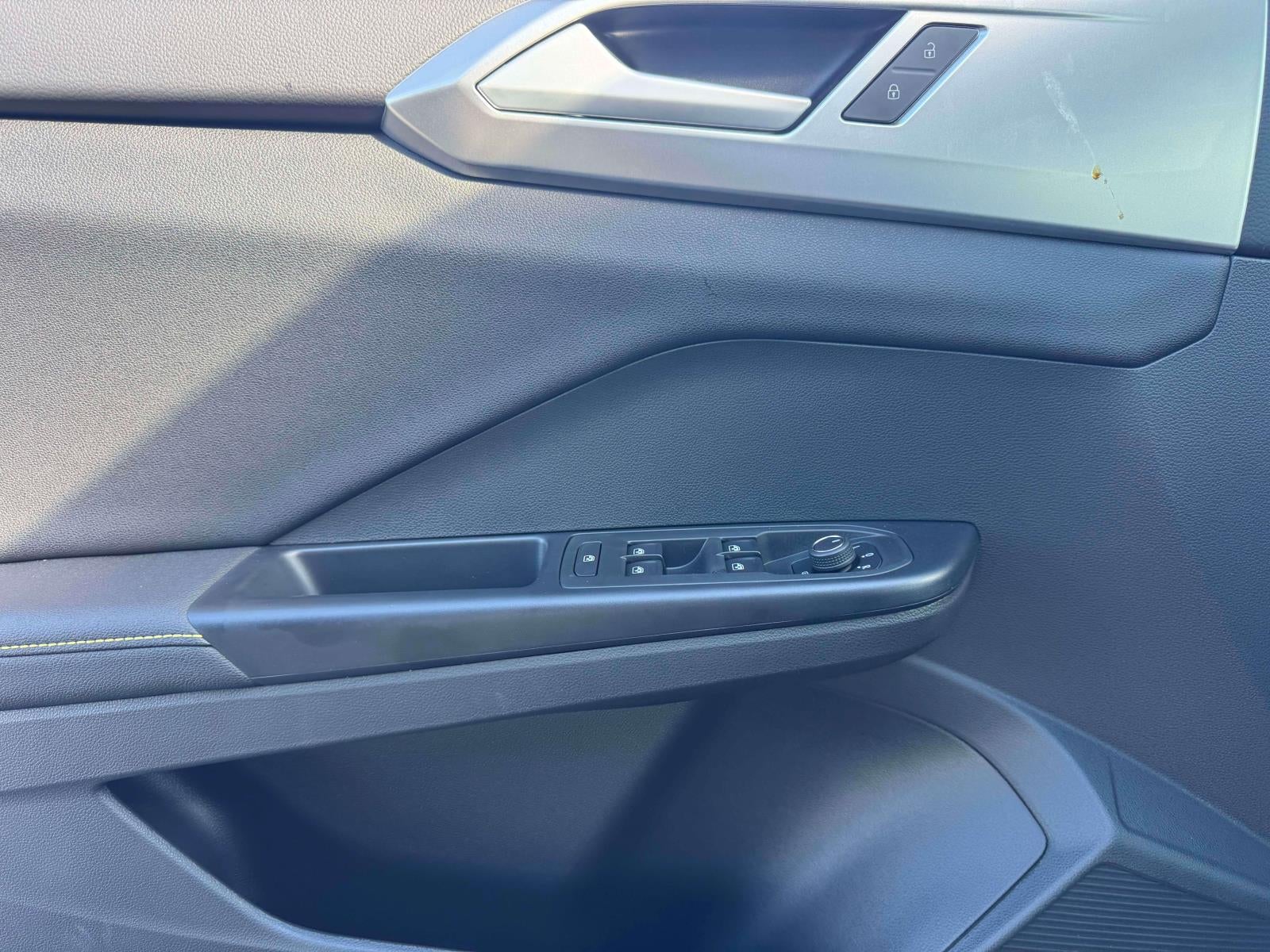 2027 Volkswagen Taos Sport 4MOTION
