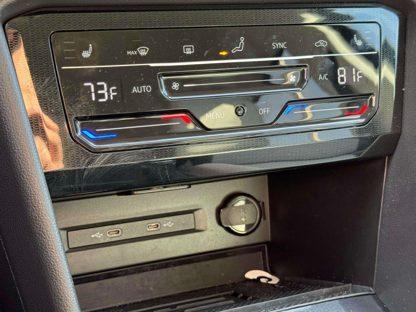 2025 Volkswagen Taos 1.5T SE