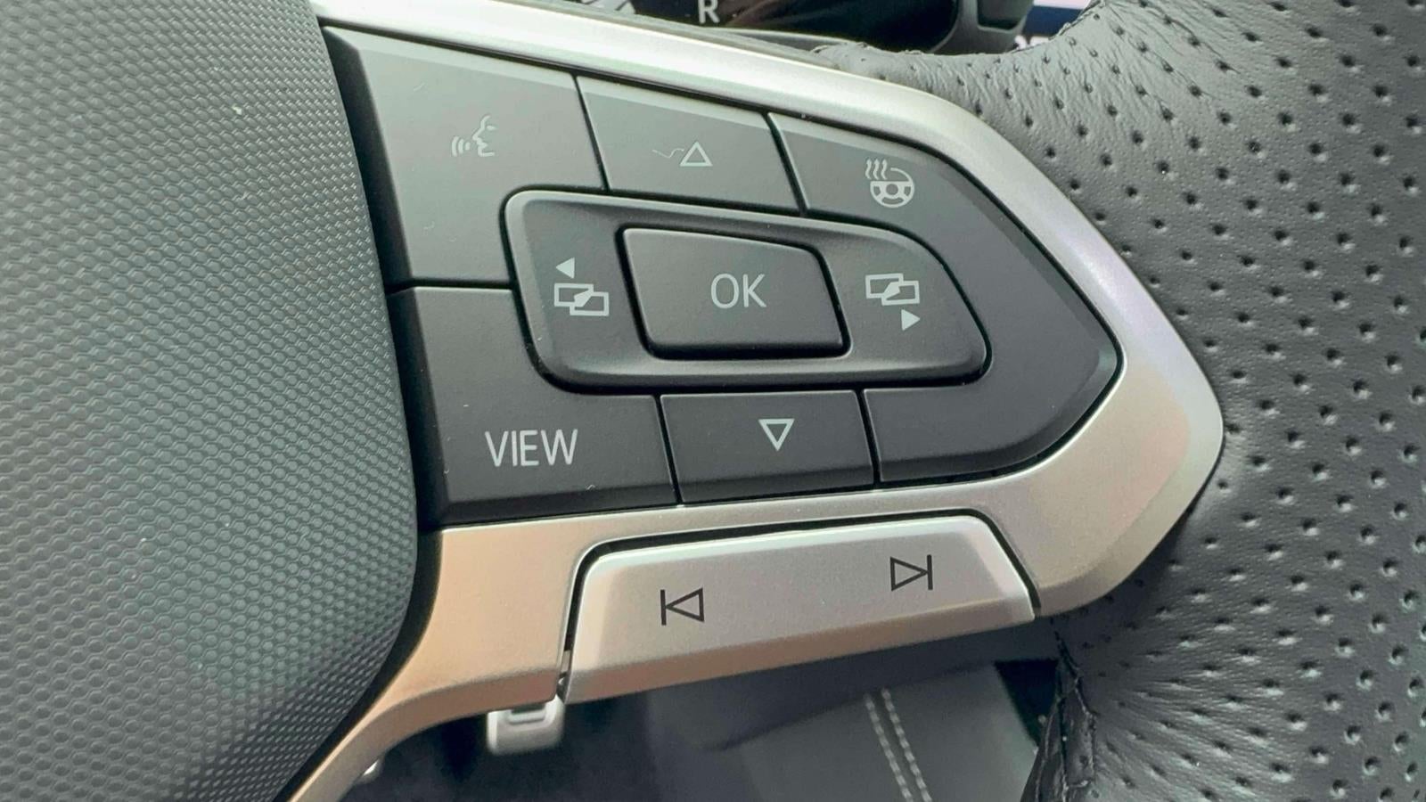 2026 Volkswagen Tiguan 2.0T SEL R-Line Turbo