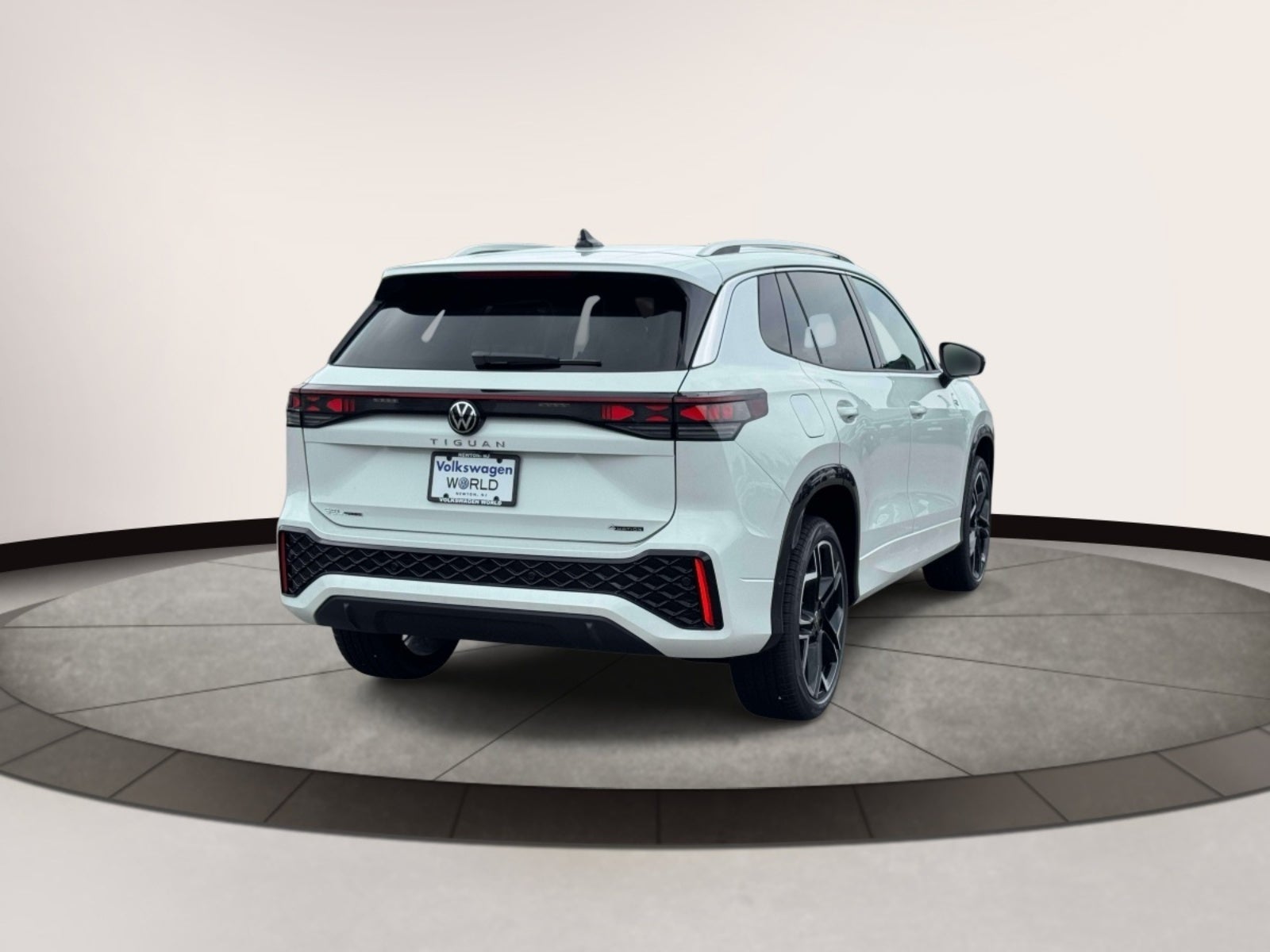 2026 Volkswagen Tiguan 2.0T SEL R-Line Turbo