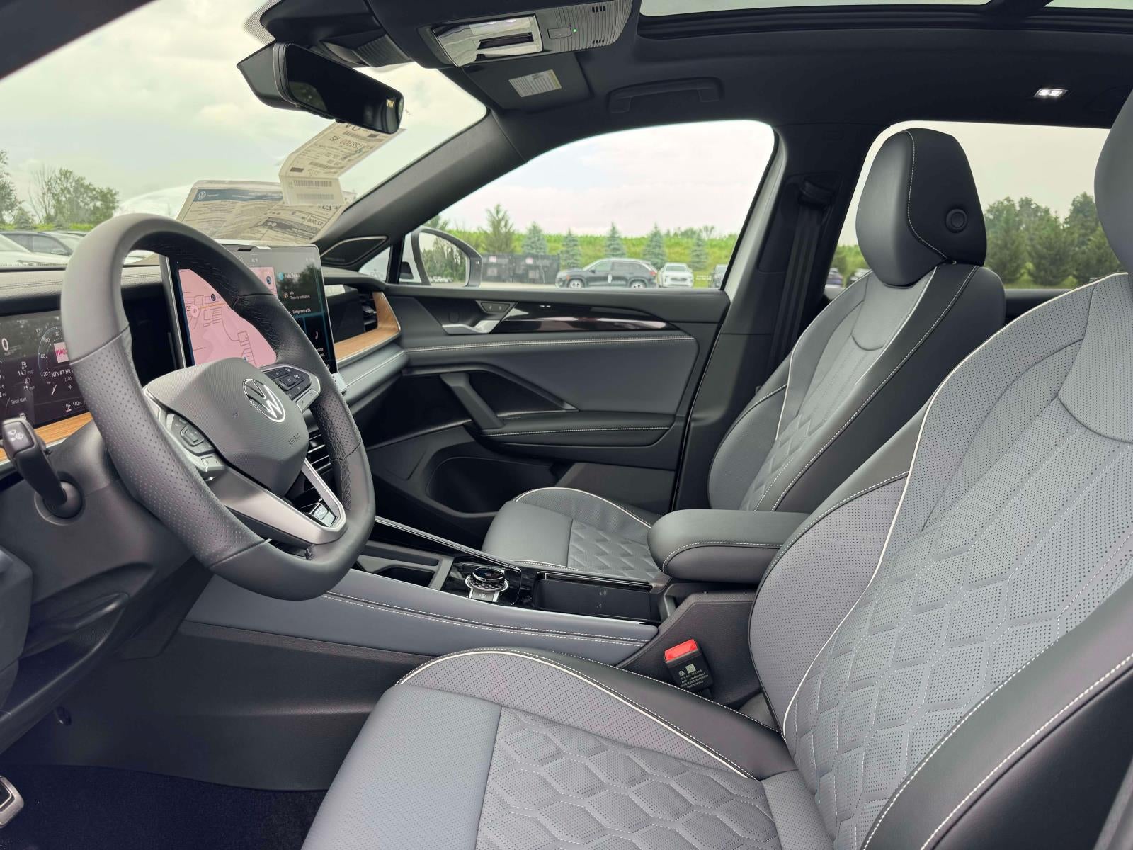 2026 Volkswagen Tiguan 2.0T SEL R-Line Turbo