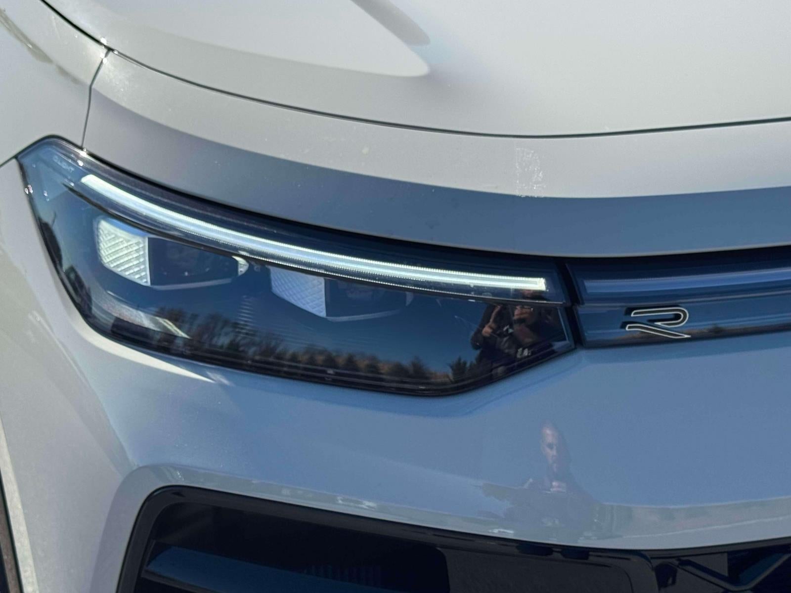 2027 Volkswagen Tiguan 2.0T SEL