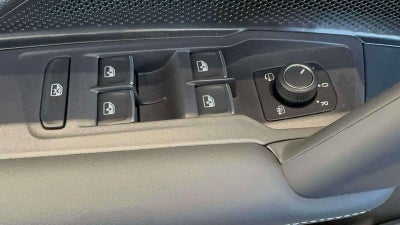 2026 Volkswagen Tiguan 2.0T SEL R-Line