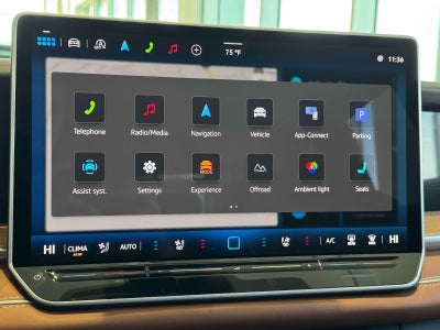 2026 Volkswagen Tiguan 2.0T SEL R-Line