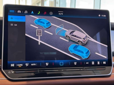 2026 Volkswagen Tiguan 2.0T SEL R-Line